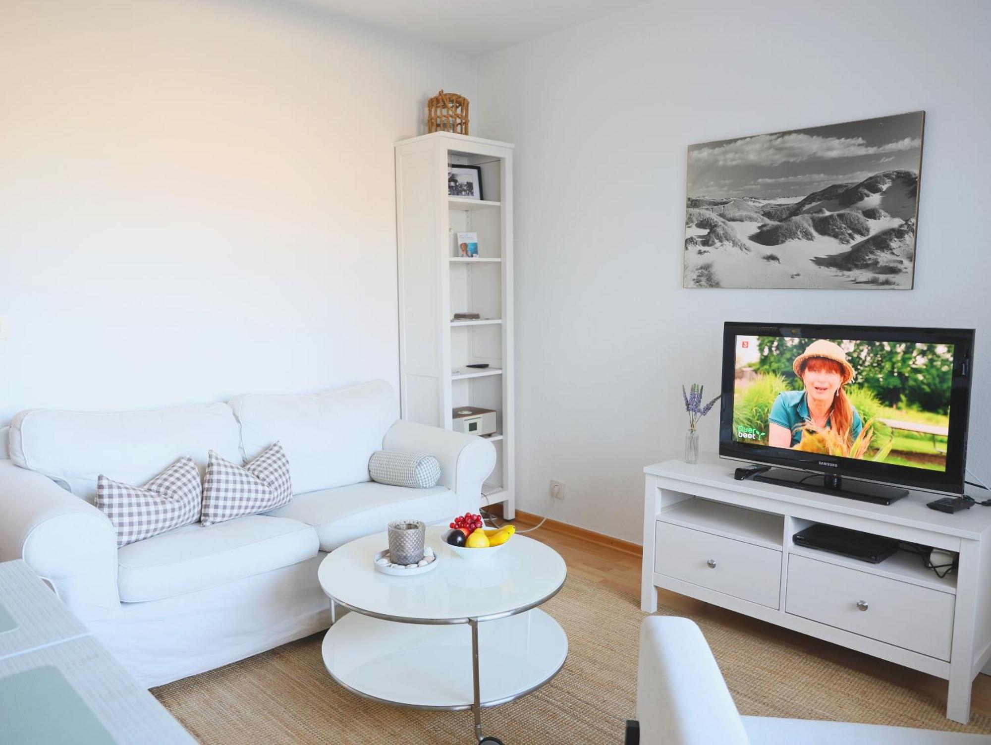 Modernes 2-zimmer-appartement Mit Balkon. Apartment *