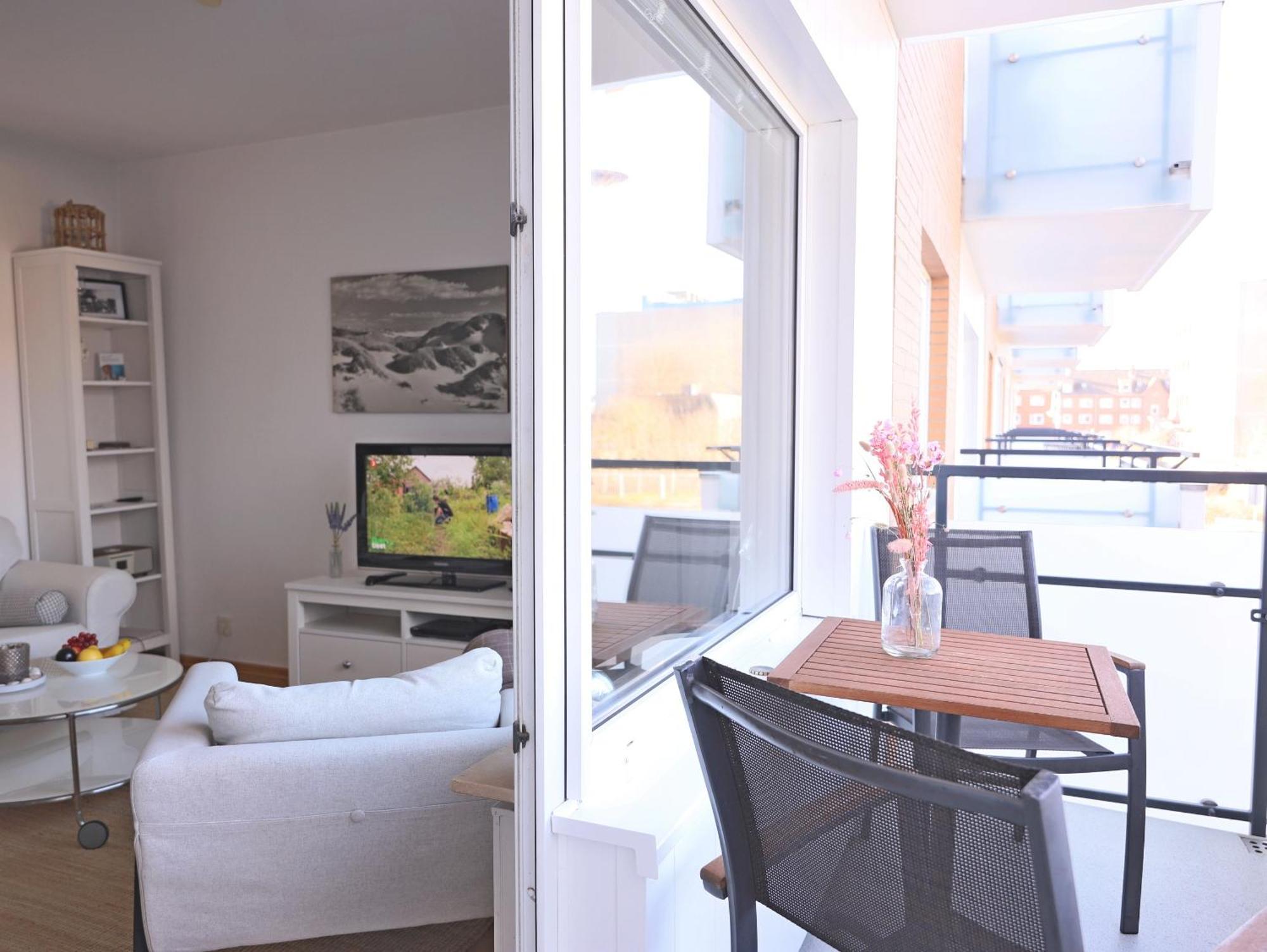 Apartment Modernes 2-zimmer-appartement Mit Balkon. Westerland